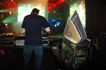 CRW_3341_RJ